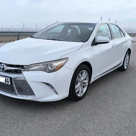 Toyota Camry 2015