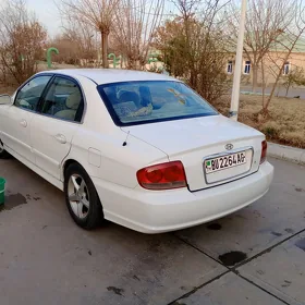 Hyundai Sonata 2003