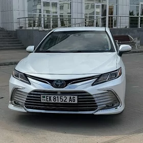 Toyota Camry 2020