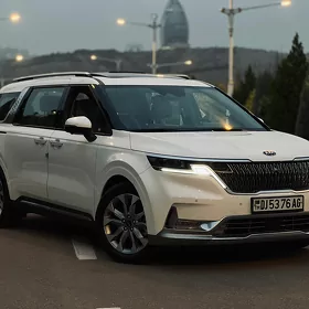 Kia Carnival 2021