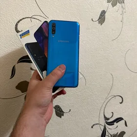Samsung  A50 4/64