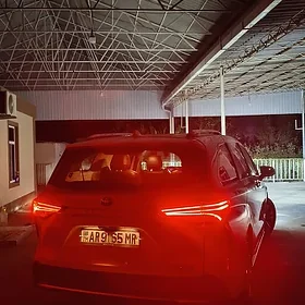 Toyota Sienna 2022