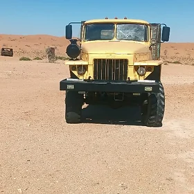 Ural 4320 1982