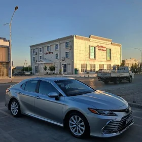 Toyota Camry 2020
