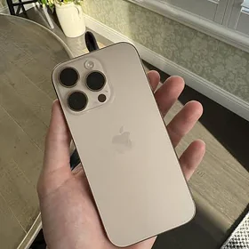 iPhone 16 pro   90%