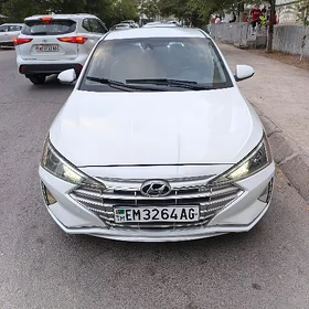 Hyundai Elantra 2019