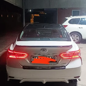 Toyota Camry 2020