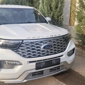 Ford Explorer 2021