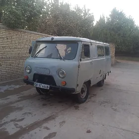 UAZ Profi 1992