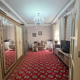 GRAZDAN 3KOMN.88m2 1etaz