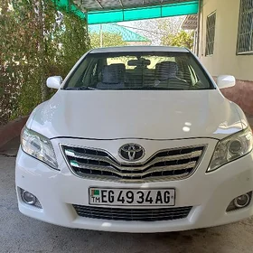 Toyota Camry 2011