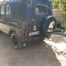 UAZ 469 1990