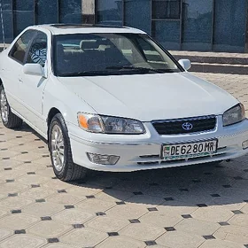 Toyota Camry 2000