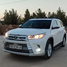 Toyota Highlander 2019