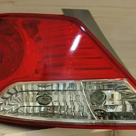 Hyundai ACCENT 450m fara L