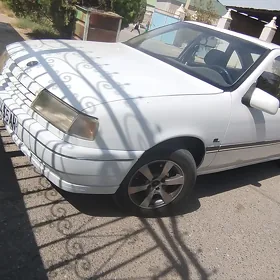 Opel Vectra 1992