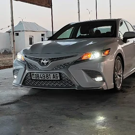 Toyota Camry 2020
