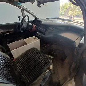 Toyota Previa 1992