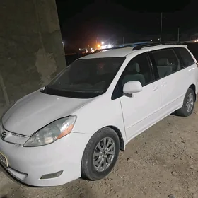 Toyota Sienna 2006
