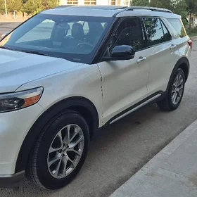 Ford Explorer 2023