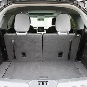 Ford Explorer bagaž doska 2023