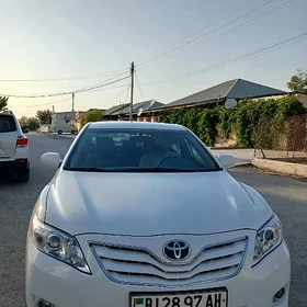 Toyota Camry 2010