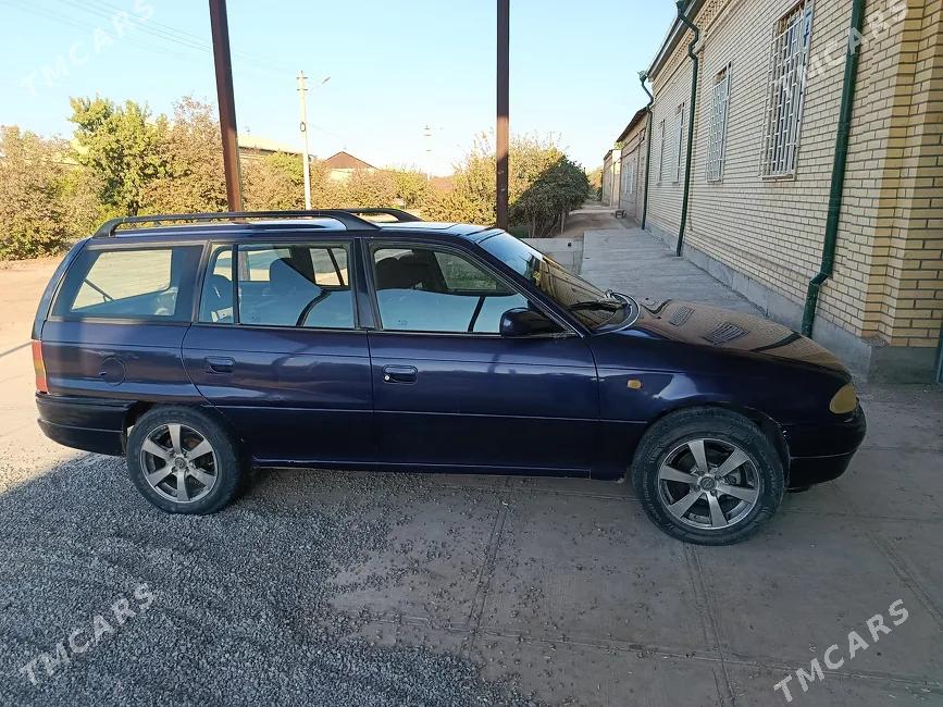 Opel Astra 1996 - 1