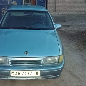 Opel Vectra 1990