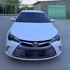 Toyota Camry 2016