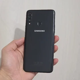 Samsung A20s. 4/64