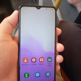 Samsung A12