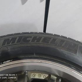 235 55 20 michelin