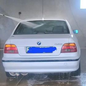 BMW E39 1999