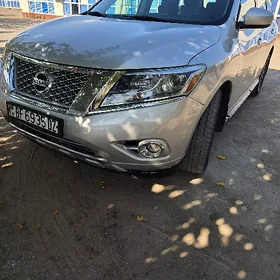 Nissan Pathfinder 2015