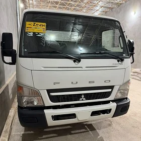 Mitsubishi Canter 2025