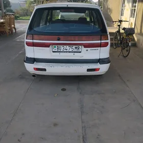 Mitsubishi Chariot 1996