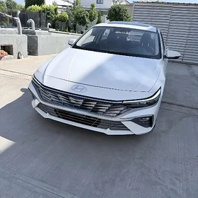 Hyundai Elantra 2025