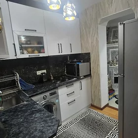 10 mikraýon