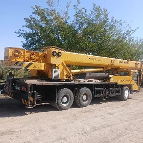 XCMG 25 2010