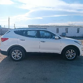 Hyundai Santa Fe 2013