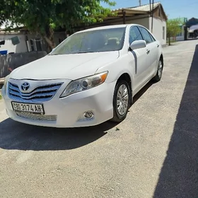 Toyota Camry 2010
