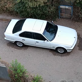 BMW E34 1989