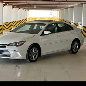 Toyota Camry 2016