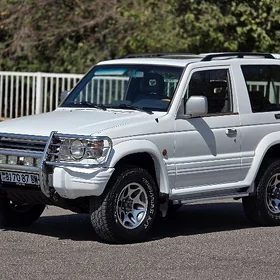 Mitsubishi Pajero 1994