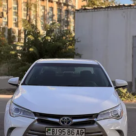 Toyota Camry 2017