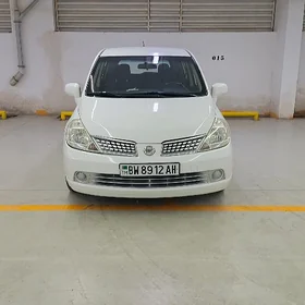 Nissan Versa 2010