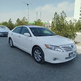 Toyota Camry 2010