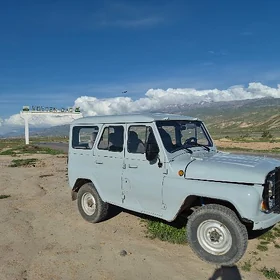 UAZ 469 2001