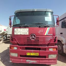 Mercedes-Benz Axor 2003