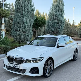 BMW 330 2022